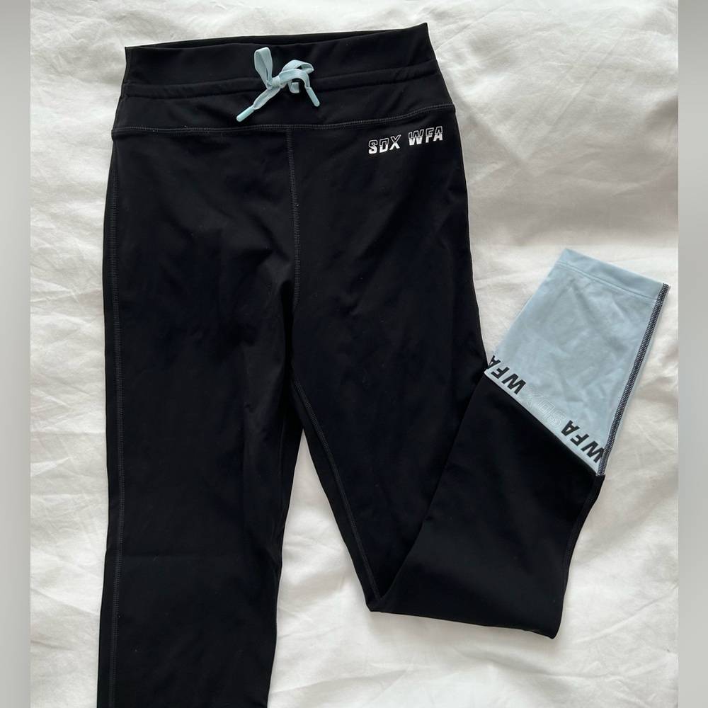 Sarah’s day x WF leggings